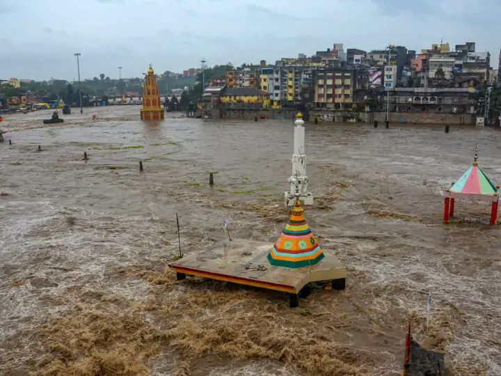 देशातील अनेक राज्यांमध्ये पूर-पावसाचा तांडव, महाराष्ट्रात 83 आणि गुजरातमध्ये 63 ठार, मध्य प्रदेशातही परिस्थिती बिकट…